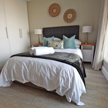 Apartment Dolphin House Hermanus Exterior foto